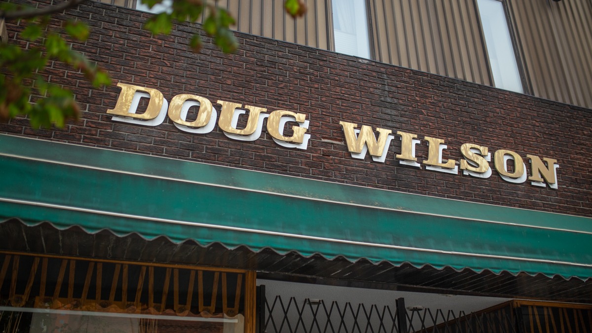 Exterior photo of Doug Wilson menswear, Oshawa Ontario Photo by Shay Conroy