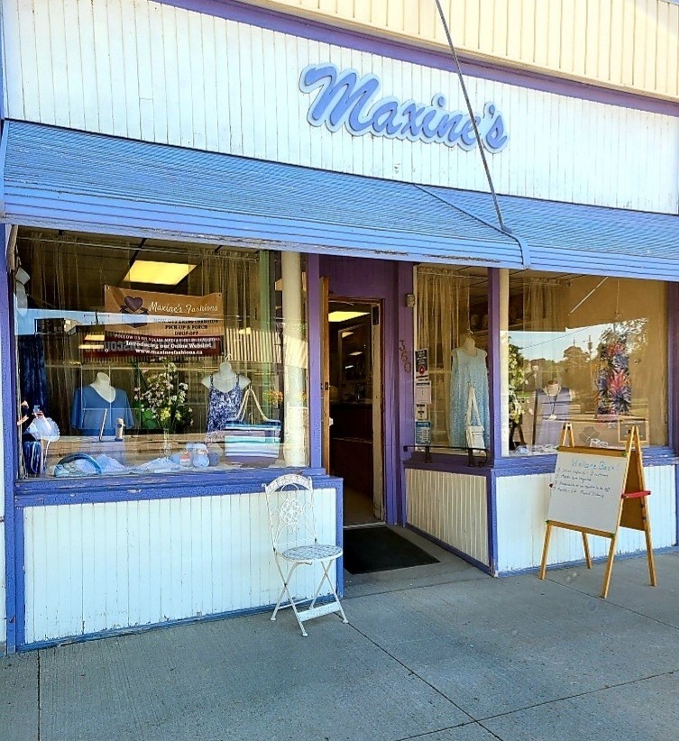 Maxine's storefront.